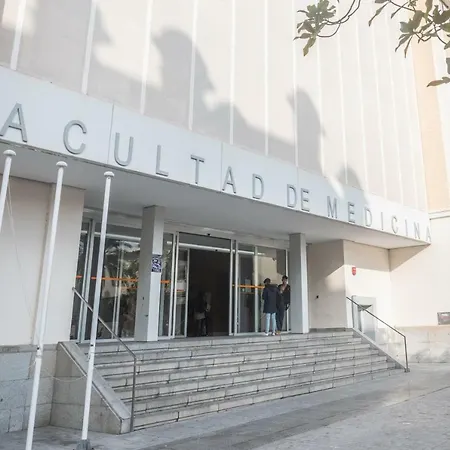 Apartamento El Estudio Del Poeta *